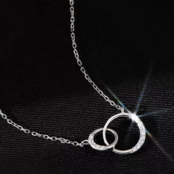 Double Circle Necklace New - Picture 3 of 4